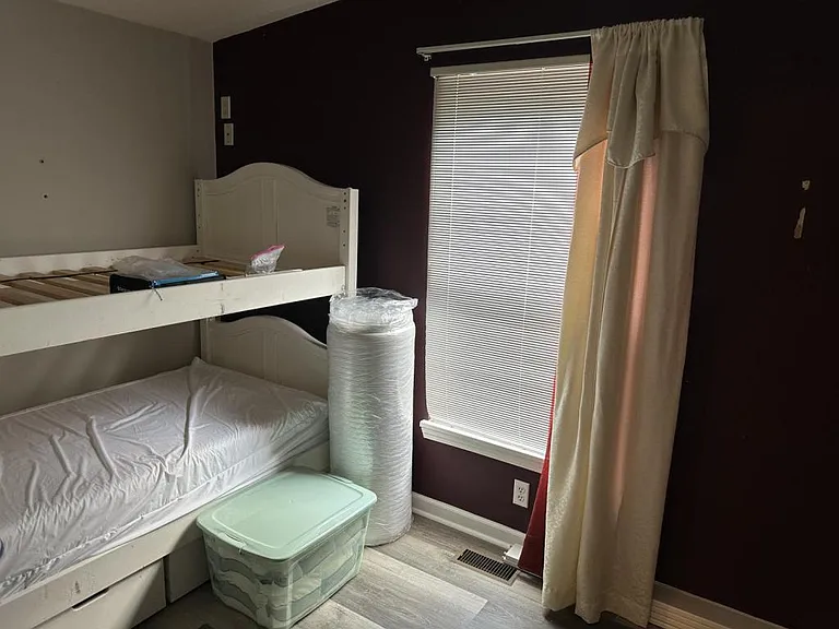 110 Poplar Dr — Photo 11