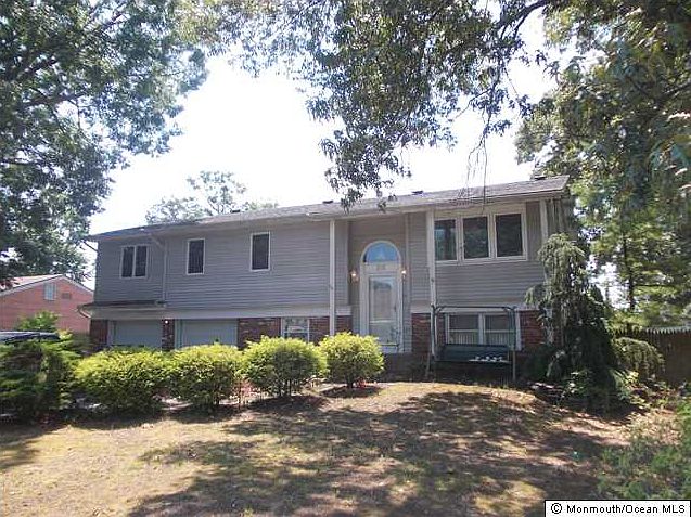 2nd image of 215 Aldo Dr
