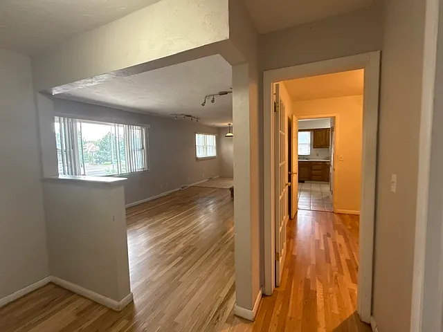 1234 W Prospect Rd — Photo 16