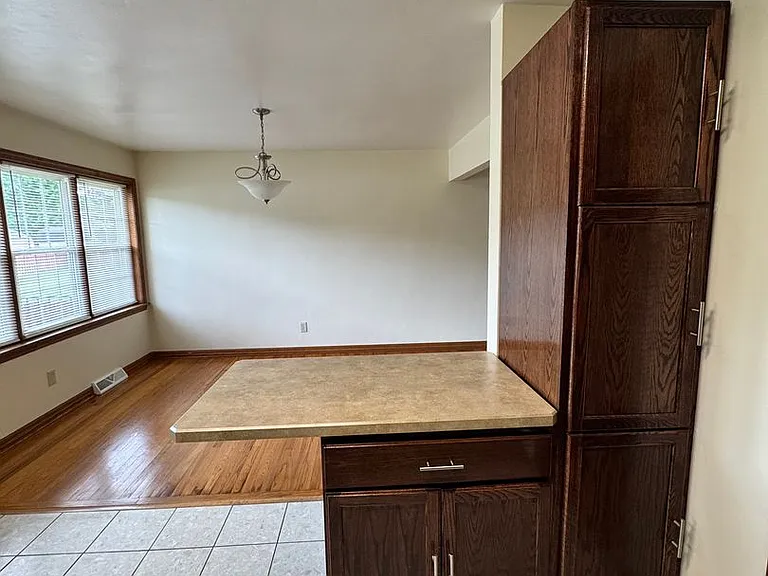 5001 Sampson Dr — Photo 8