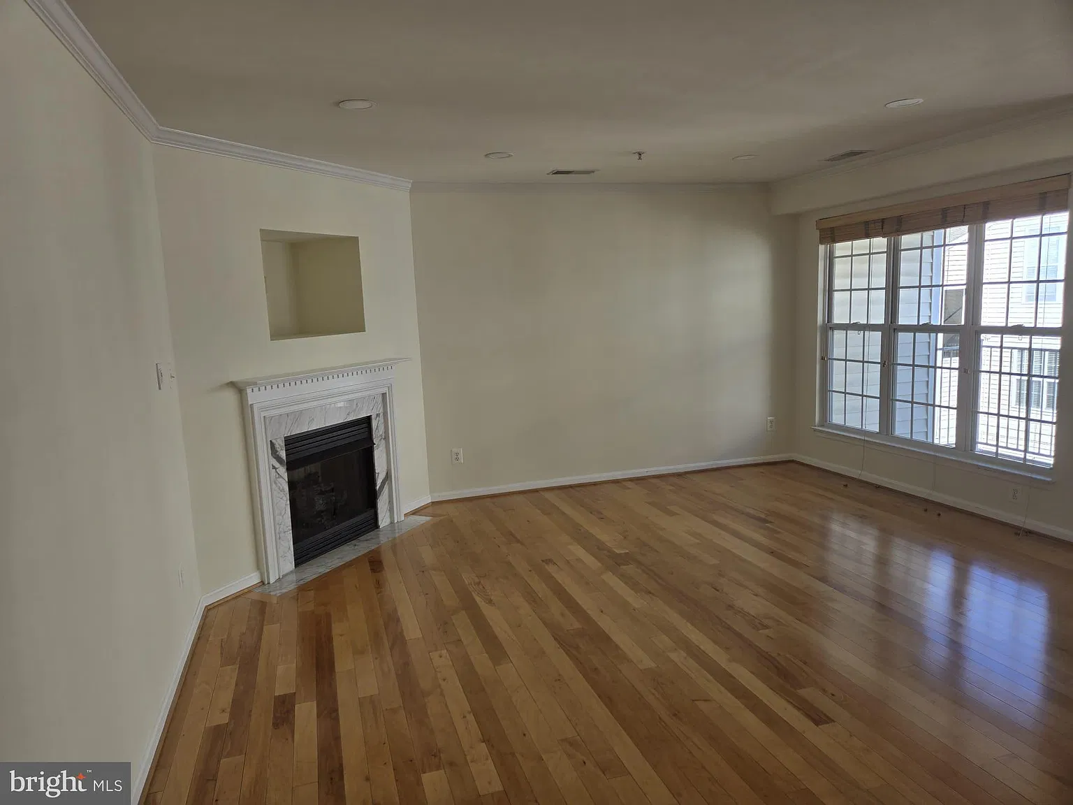 2 bed, 2.5 bath, 1215 sqft, $2,500 — Photo 1
