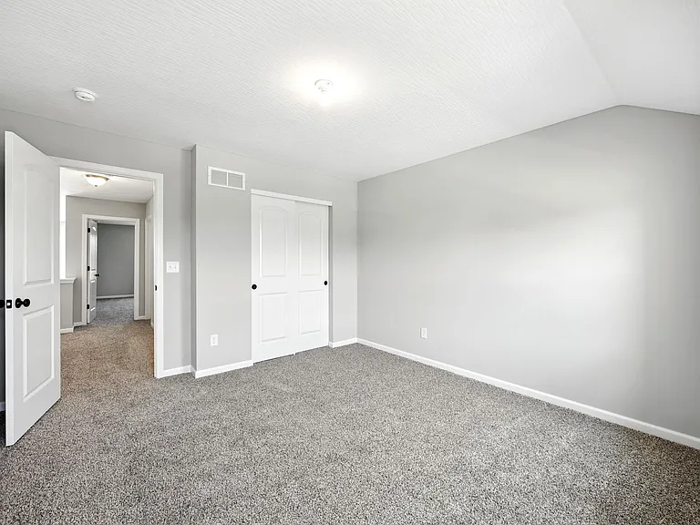 9440 Windsor Curv — Photo 44