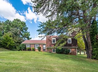 17 Timber Ridge Dr, Forest, VA 24551