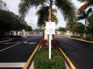 2884 NE 3rd Dr, Homestead, FL 33033