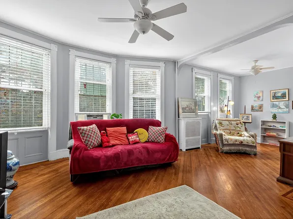 116 Bentley Avenue image 26 of 50