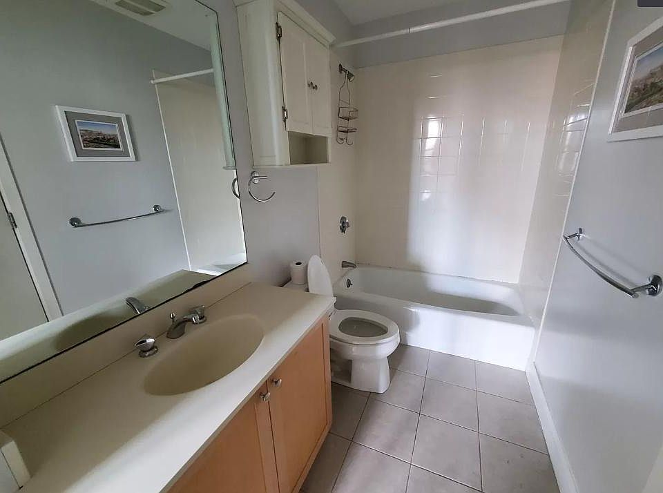 2nd image of 490 Harrison Ave #40A