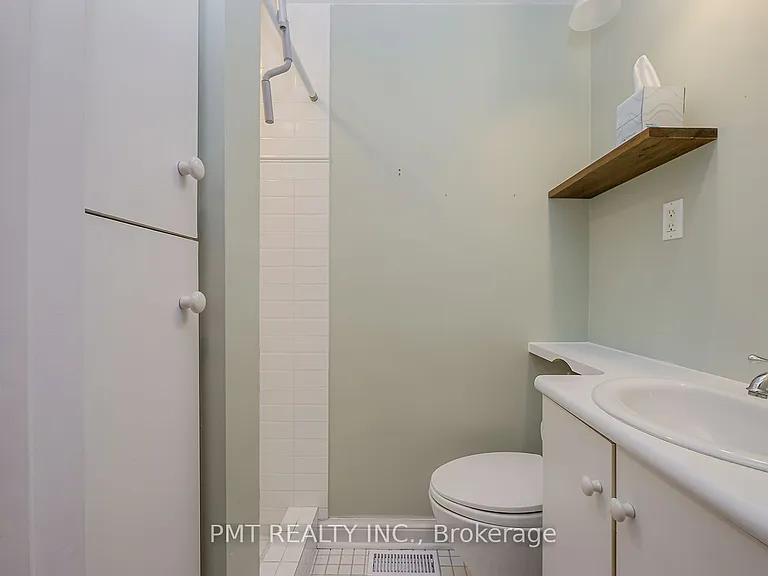 47 Herbert Ave — Photo 23
