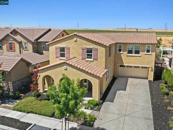 1307 S Hart Dr, Mountain House, CA 95391