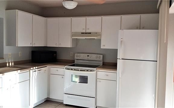 5th image of 4520 Skyline Blvd APT 210