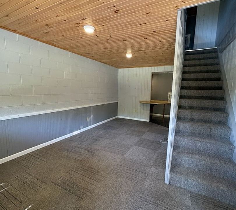 1st image of 224 W Main St #6