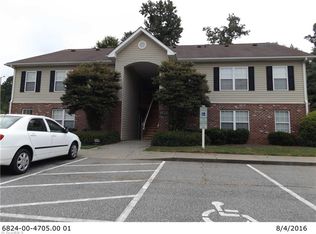 1920 Crest Hollow Dr APT 204, Winston Salem, NC 27127