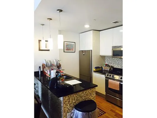 Sold by High Class Realty SB LLC | media 4