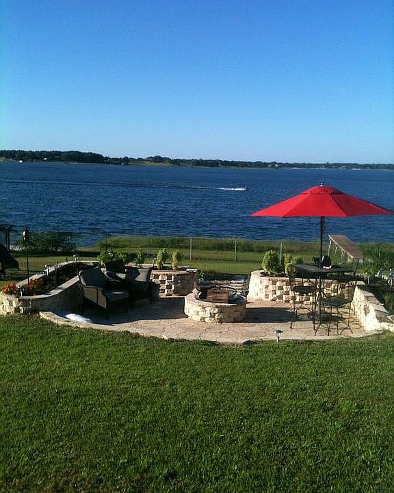 1st image of 529 S Terrace Dr