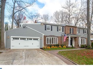 2 Wade Dr, Cherry Hill, NJ 08034
