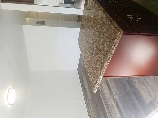Rented by Winzone Realty Inc | media 6