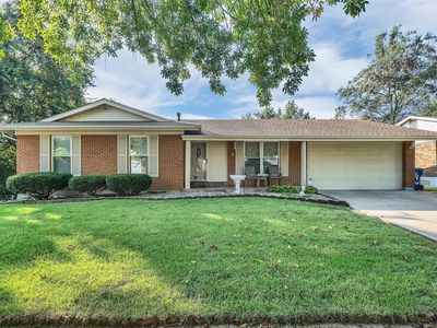 3660 Arpent Ln, Florissant, MO, 63034