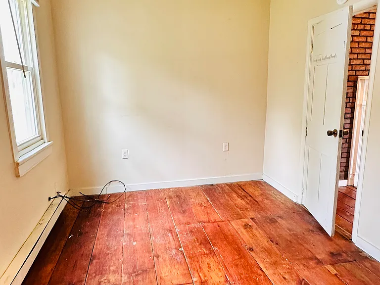 107 S River St #3 — Photo 7