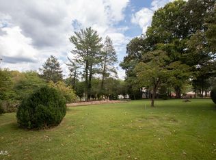 1212 Weaver Pike, Bristol, TN 37620
