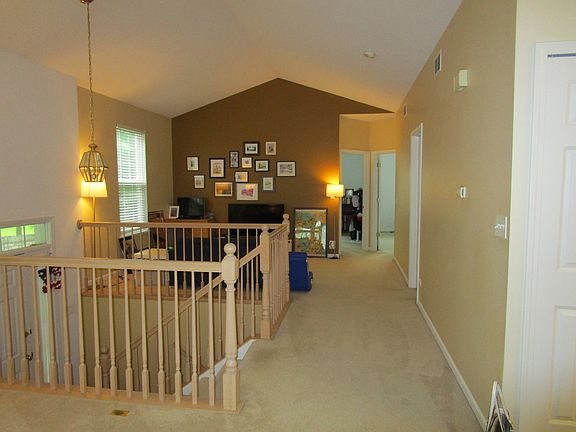5th image of 698 N Hidden Prairie Ct