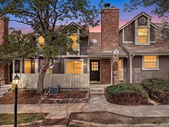 1990 S Helena Street #E, Aurora, CO 80013