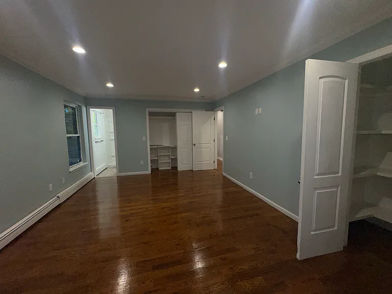 83 Whittier Dr — Photo 6