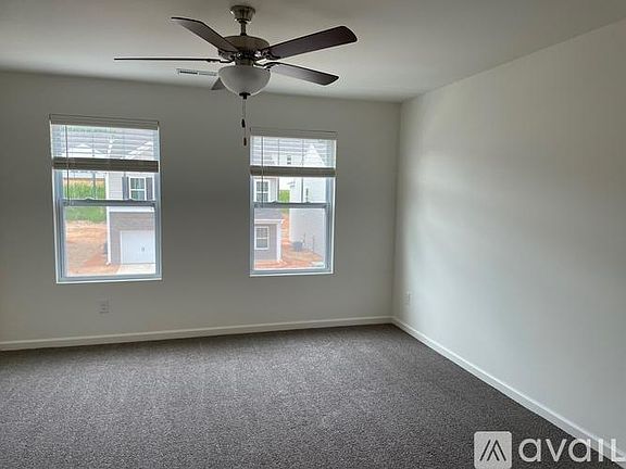 4th image of 1422 Seawatch Dr