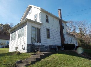 1227 N 11th Ave, Altoona, PA 16601