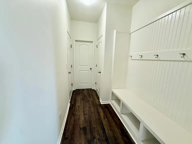 4909 Grace View Dr — Photo 5