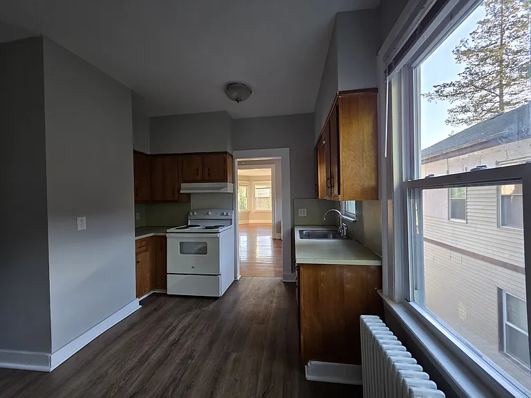 1226 Whalley Ave #B-2 — Photo 2