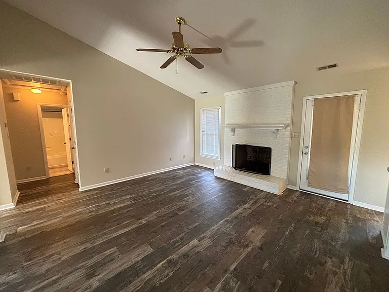 5405 Beretta Way — Photo 19
