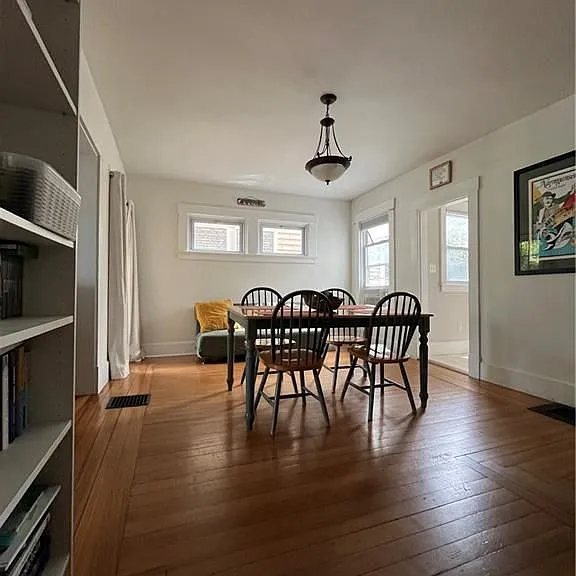 19 Pell St — Photo 4