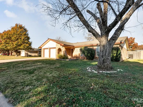 5002 Oaklawn Ct, Abilene, TX 79606