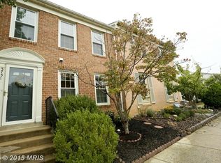 5751 Ridge View Dr, Alexandria, VA 22310