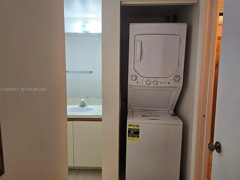 15545 Miami Lakeway N #211 — Photo 17