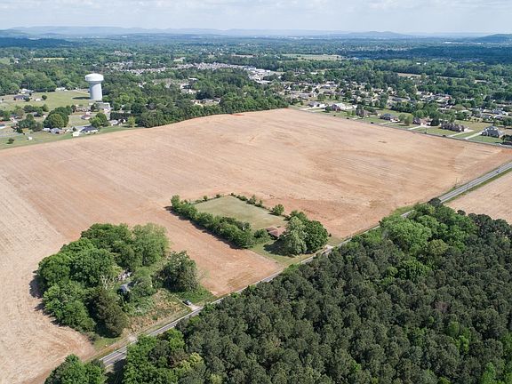 3rd image of Nick Davis Rd