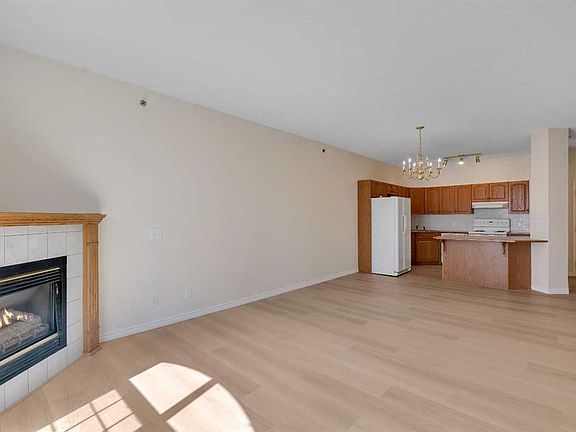3rd image of 4835 NE Dalhousie Dr NW #203