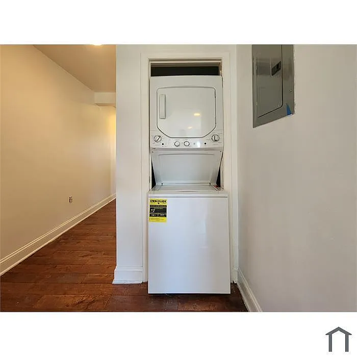 Unit Photo - 5501 Foote St NE
