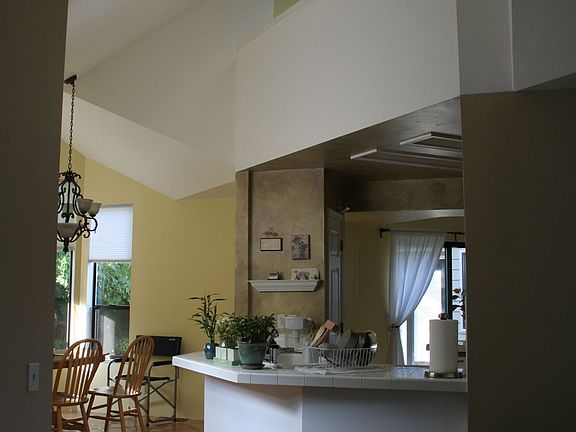 kitchen, dining room 