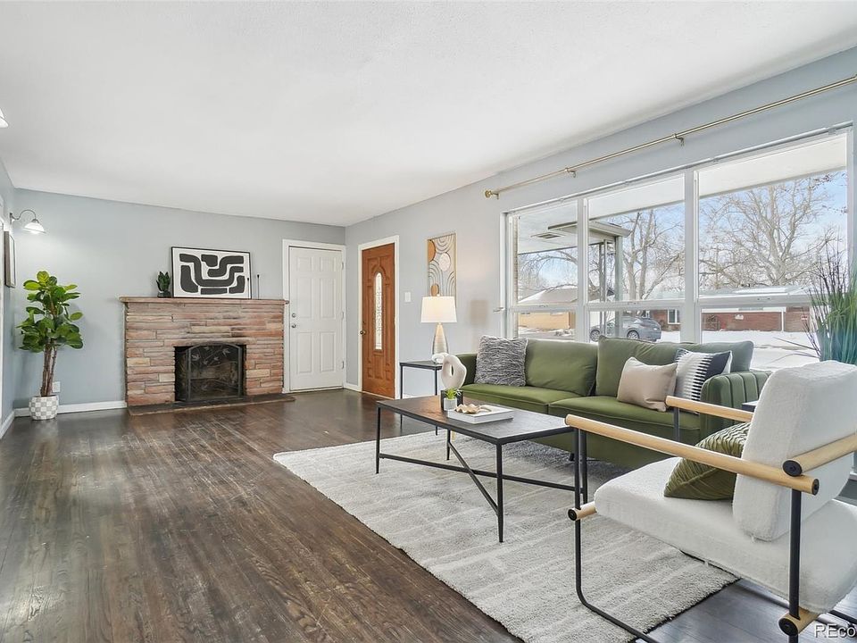 1st image of 1416 23rd Avenue Court