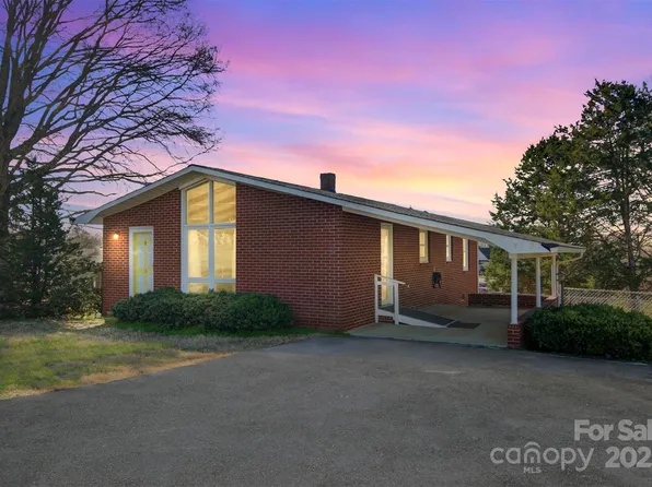 3 Laurel St, Granite Falls, NC 28630