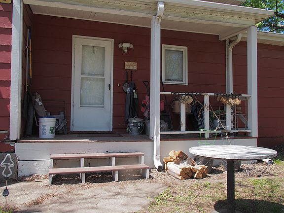3rd image of 1043 Edmund Ave APT 1