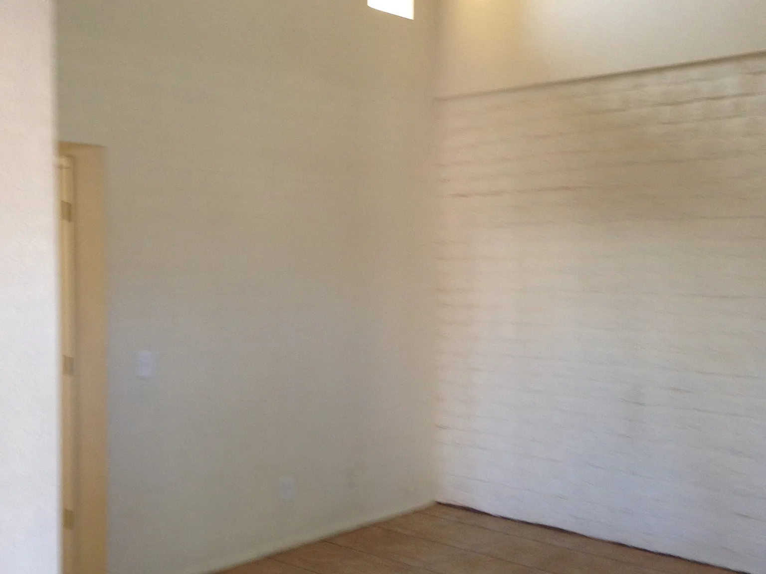 2 bed, 1.5 bath, 1150 sqft, $1,350 — Photo 2