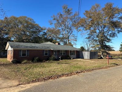 801 Maple Ave, Hartford, AL, 36344