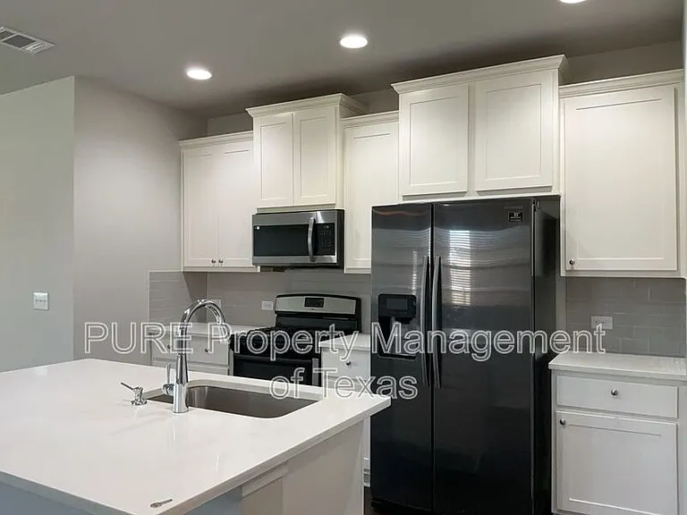 7301 Sligo Dr — Photo 9