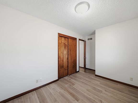 4th image of 1616 W A St