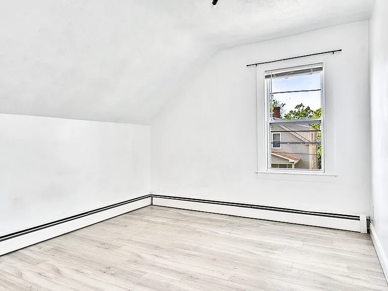 86 Woodward Ave #2 — Photo 8