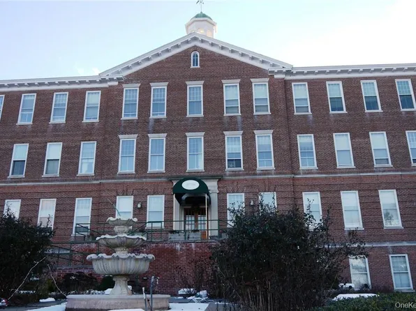 5307 Villa At The Woods, Peekskill, NY 10566