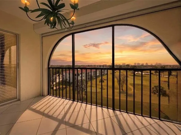 37 High Point CIR E #602, NAPLES, FL 34103