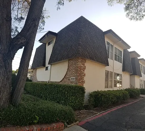 2038-2056 Chorro St Photo 1