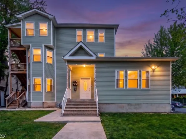 58 Park Ave, East Orange City, NJ 07017